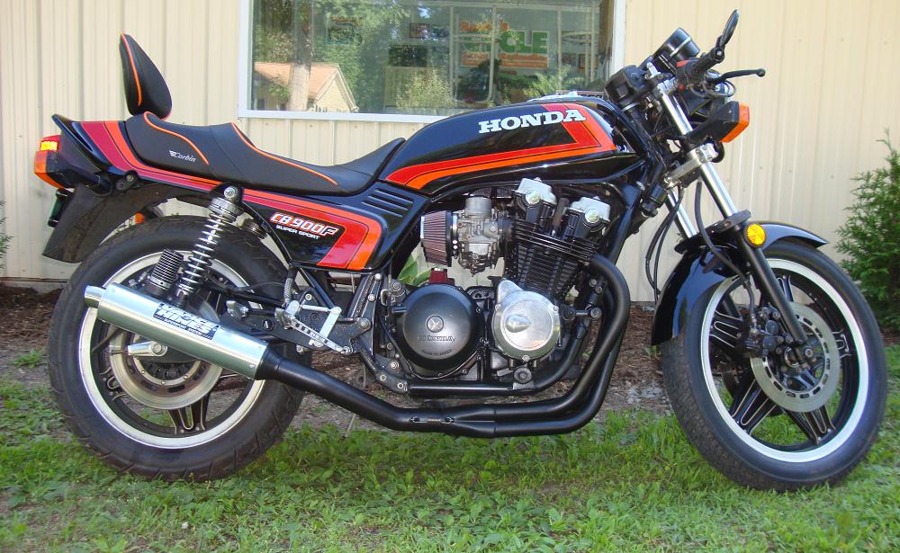 1982 Honda CB900F rcycle.com
