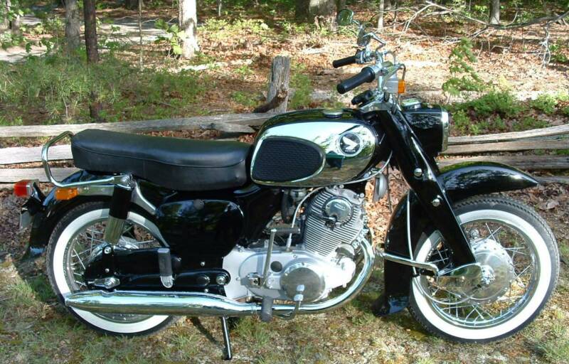 1966 Honda Dream CA77 rcycle.com