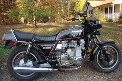 1980 Kawasaki KZ1300 rcycle.com